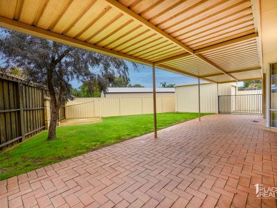 6B Monclair Ct, Meadow Springs
