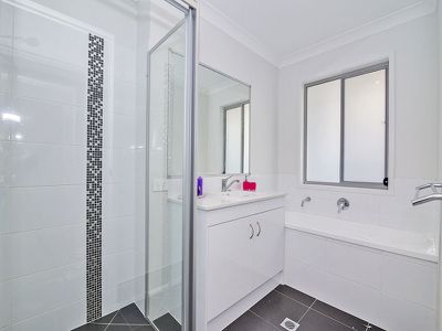 84 South Quarter Dr, Loganlea
