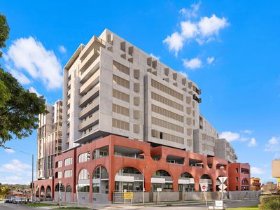 710 / 20 Wardens Walk, Coburg