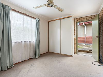 76 TRUDEWIND ROAD, Wodonga
