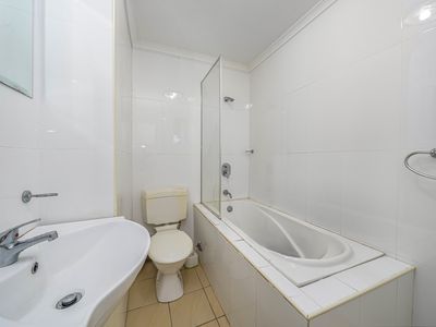 5 / 10 Melrose Avenue, Wiley Park