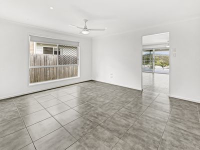 3 Steven Crescent, Pimpama