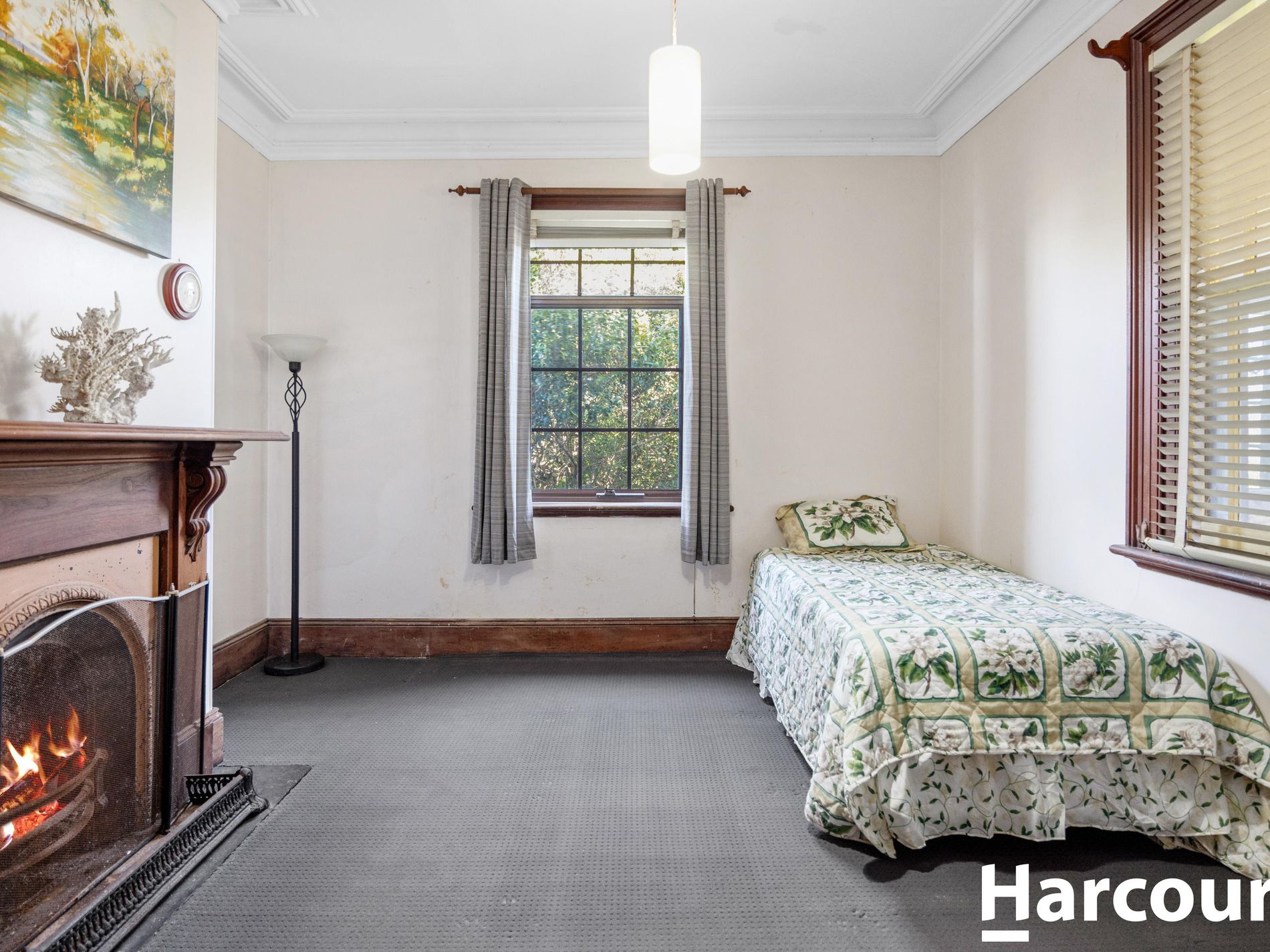 156 Princes Highway, Milton