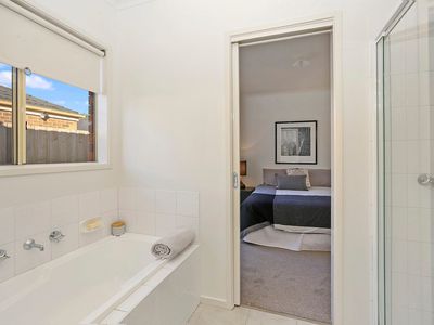 2 / 8 Dennys Court, Grovedale