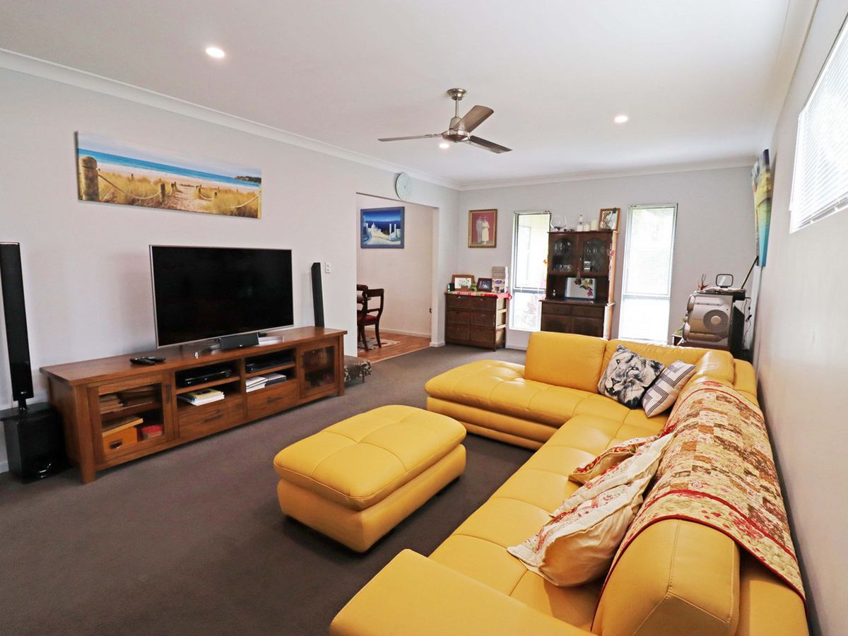 34 STORER STREET, Atherton