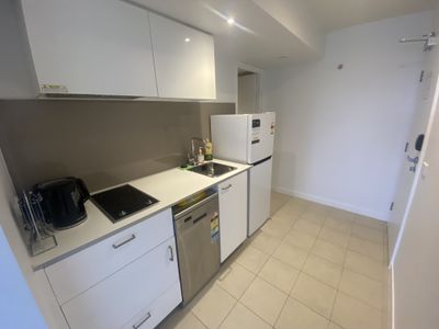 1324 / 572 St Kilda Road, Melbourne