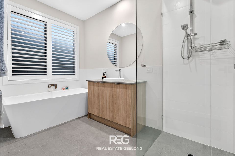 40 Samphire Drive, Connewarre