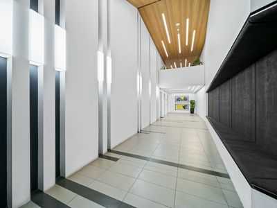 18 / 8 Riversdale Road, Burswood