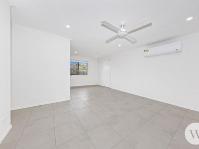 1 / 7 Bellini road, Burpengary