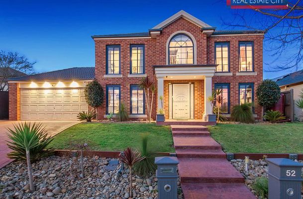 52 Royal Terrace, Craigieburn