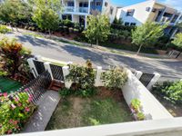 65 / 1 Grande Avenue, Carrara