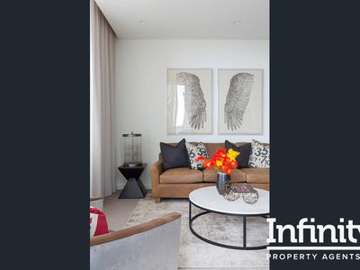 3703 / 5 GADIGAL AVENUE, Waterloo