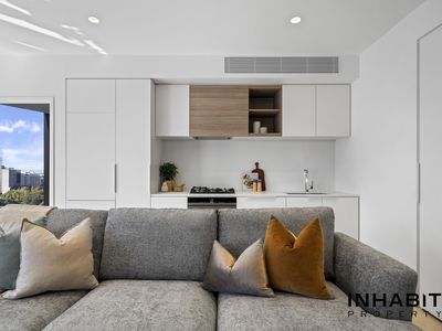 1709 / 11 Barrack Square, Perth