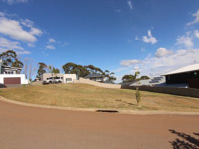 4 Jonathan Place, Forster