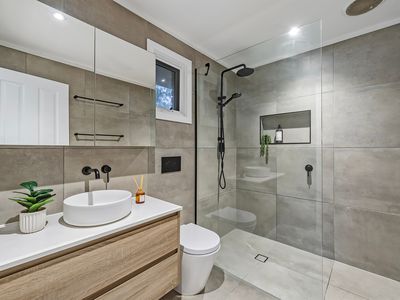 5 Furneaux Ct, Frankston