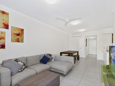 10202 / 10 Kokoda Street, Idalia
