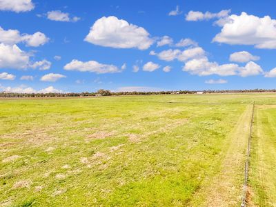 324 River Drive, Narromine