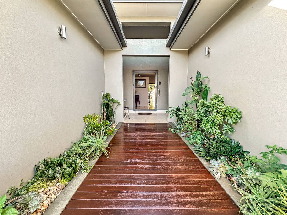 8 Agnew Street, Atherton