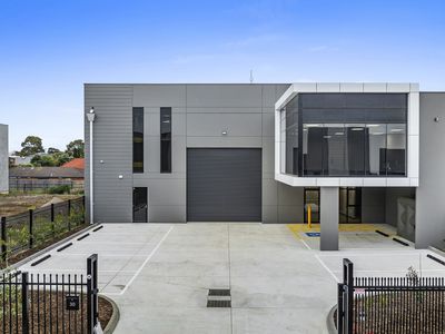 30 Robbins Circuit, Williamstown North