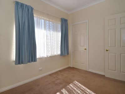 6 Kunanalling Avenue, Kalgoorlie