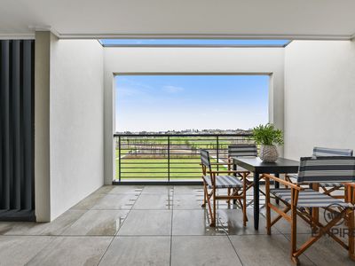 6 Mahara Walk, Cranbourne West