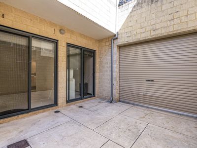 2 / 3 Sloan Street, Rockingham