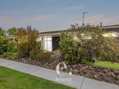 17 Moruya Drive, Grovedale