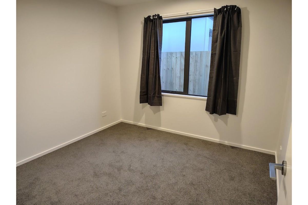 80A Bill Hammond Drive, Belfast