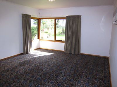 10 Pine Hall Avenue, Mount Gambier