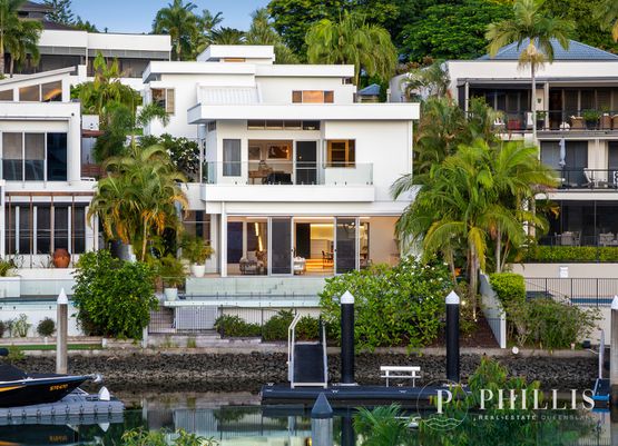 4734 The Parkway, Sanctuary Cove