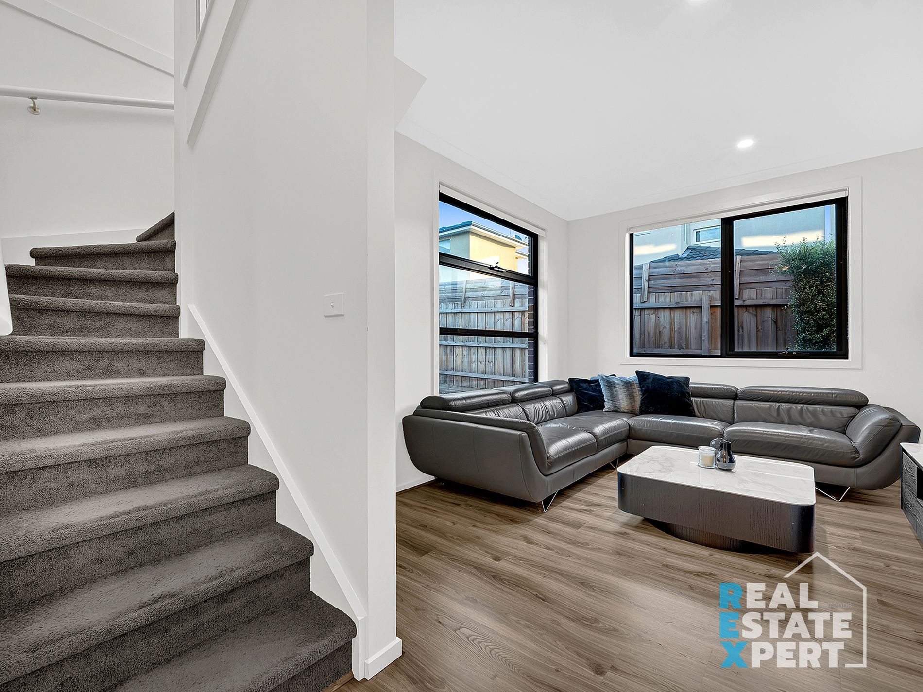 2 / 69 Somerville Road, Hampton Park