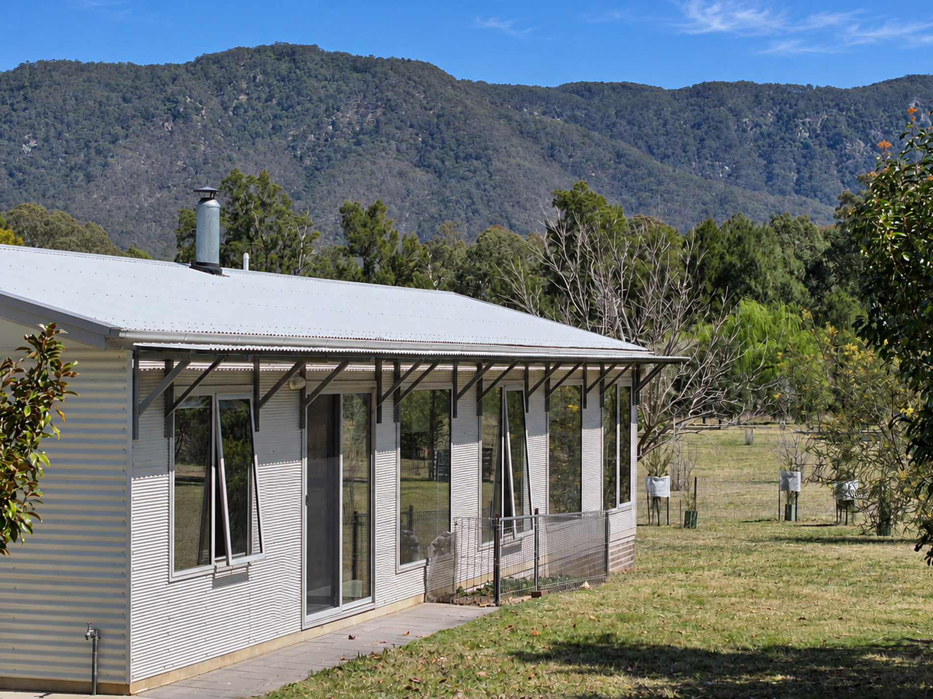 29 Quong Tart Close, Araluen