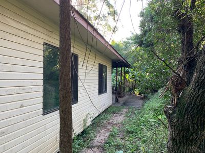 1027 Pinchin Road, The Channon