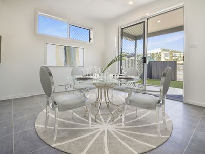 33 Apple Street, Fern Bay