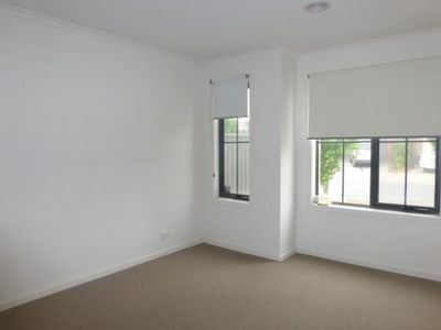 4 Kristini Place, Truganina