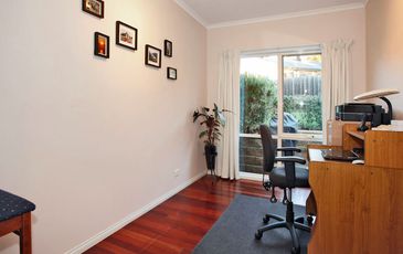 6 Aidens Way, Beaconsfield