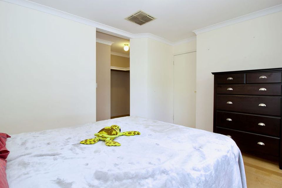 32 Argonaut Avenue , Waikiki