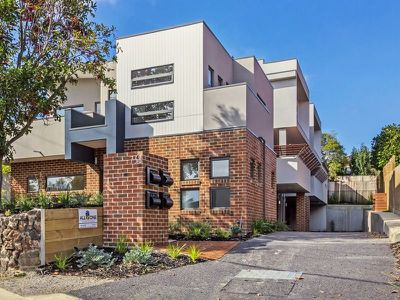Unit 2 / 738 Elgar Road, Doncaster