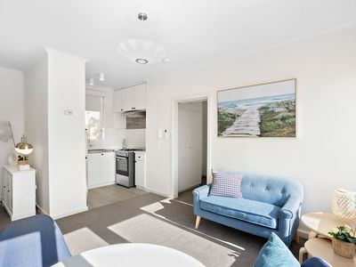 12 / 35 Glen Huntly Road, Elwood