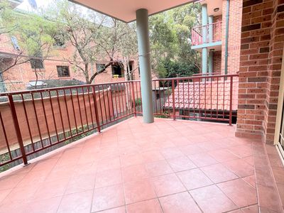 8/5-7 Priddle Street, Westmead