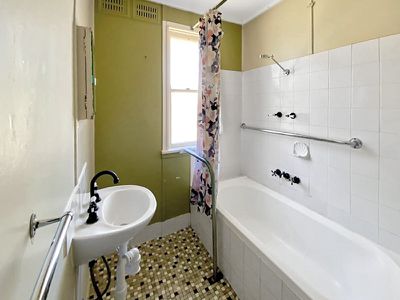 34 Scrivener Street, Forbes