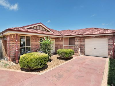 4 / 96-98 Thames Boulevard, Werribee