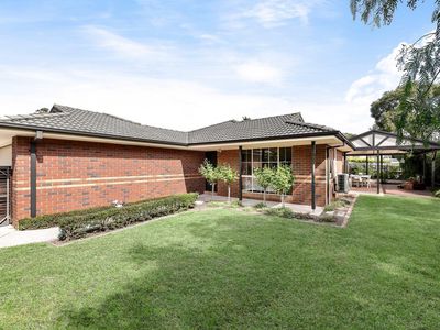 2 Little Acre Cl, Langwarrin