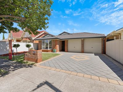 9 Strathbogie Avenue, Findon