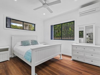 11 Sundeck Avenue, Hawks Nest