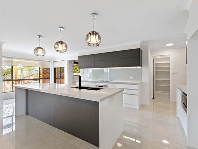 14 Franklin Street, Rochedale South