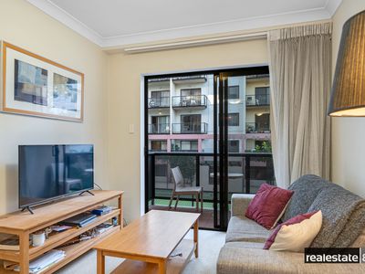 102 / 126 Mounts Bay Road, Perth