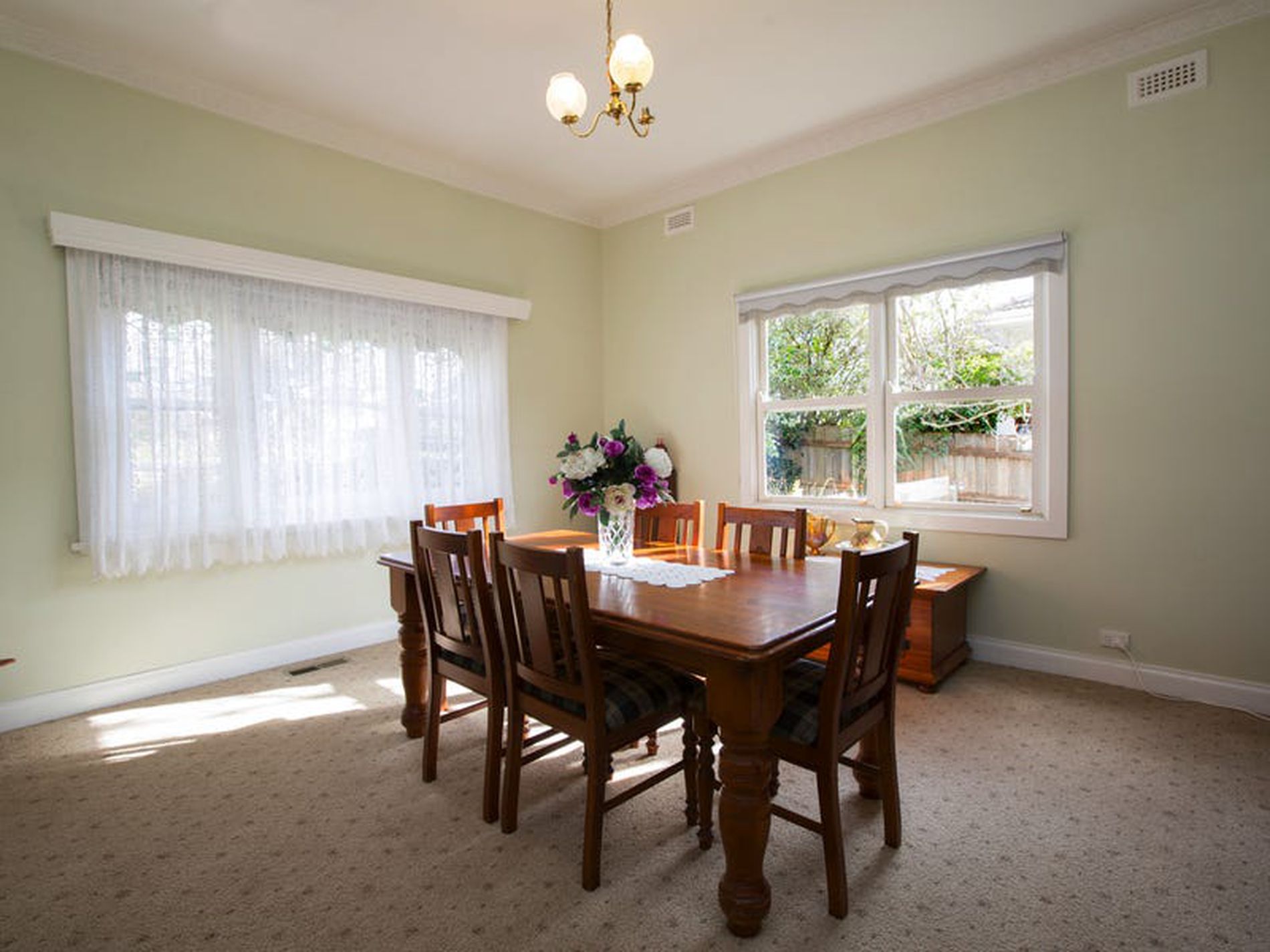 17 The Avenue, Seymour