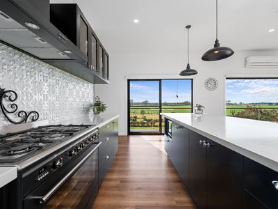 275  Bradleys Road, Stradbroke