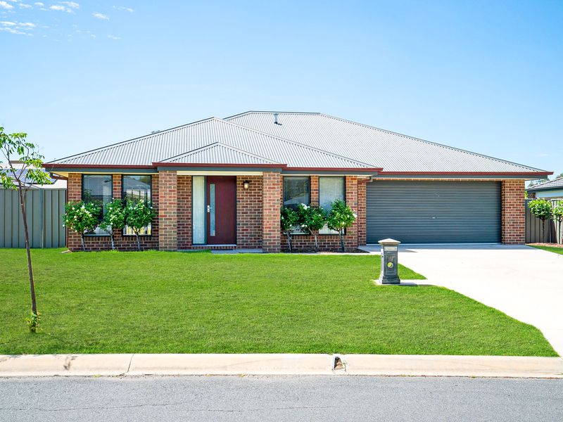 116 CAMBRIDGE DRIVE, Thurgoona